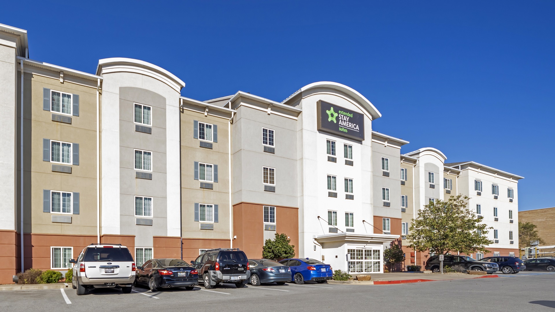 Extended Stay America Select Suites - Fayetteville - I-49 Convert Existing Hotel – Franchise Opportunity | Extended Stay America